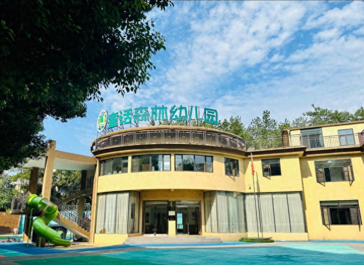 偏爱大活动场地？咸宁宝妈实地探园，宽敞崭新幼儿园合集（2026）